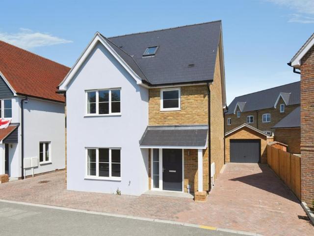 House for sale in Woodham Ferrers and Bicknacre, Chelmsford