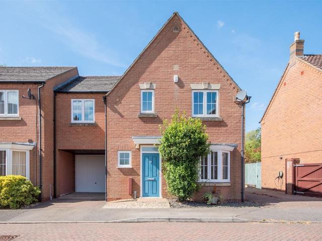House for sale in Desborough, North Northamptonshire