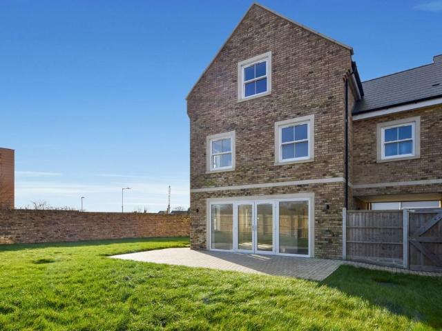 House for sale in North Shoebury, Alton Barnes