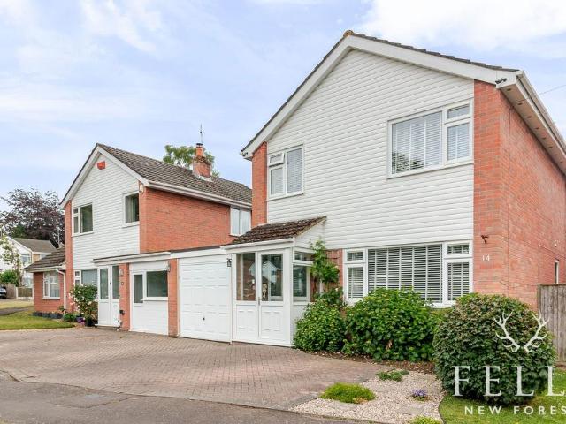 House for sale in Poulner, Ashurst Bridge
