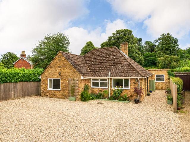 House for sale in Berrick Salome, Oxfordshire
