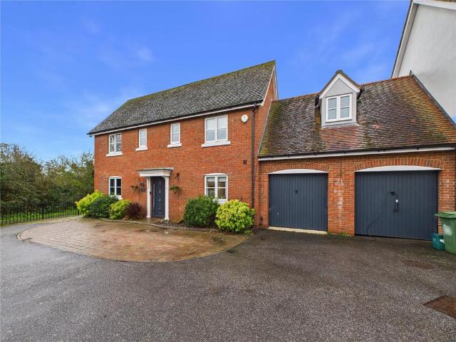 House for sale in Chipping Hill, Essex