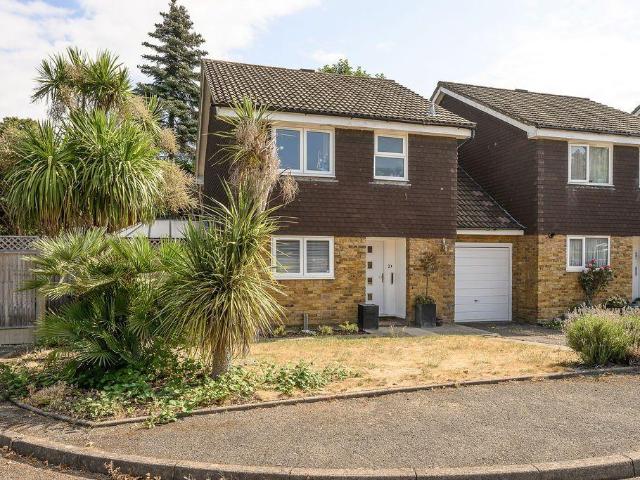 House for sale in Surbiton, Greater London