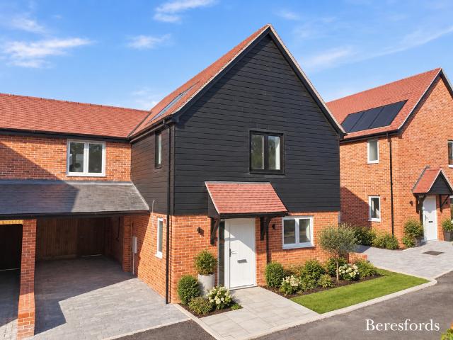 House for sale in Brook Street, Navestock Side