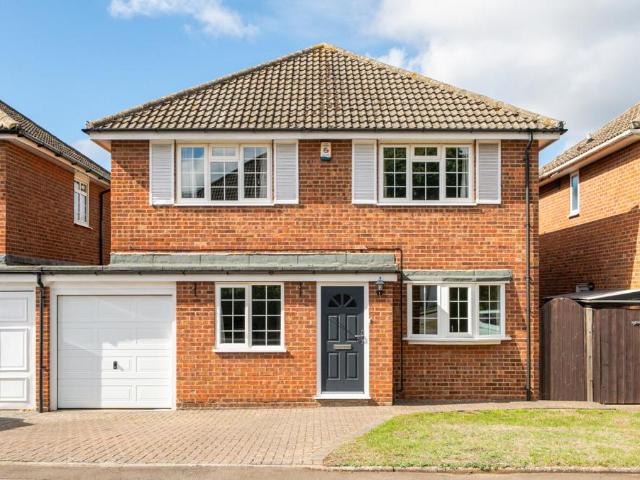House for sale in Petts Wood, Greater London