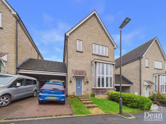 House for sale in Bromsberrow Heath, Gloucestershire
