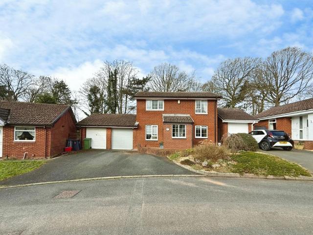 House for sale in Leegomery, Telford