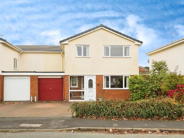 House for sale in Rossett, Wales