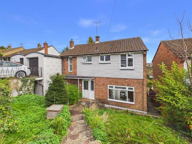House for sale in London Borough of Croydon, Purley