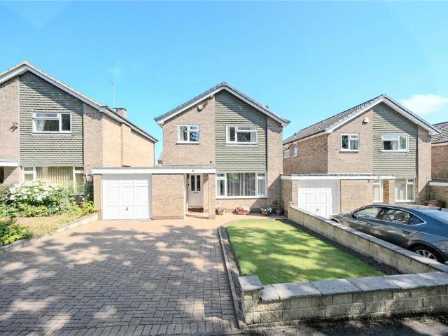 House for sale in Westfield, Guiseley