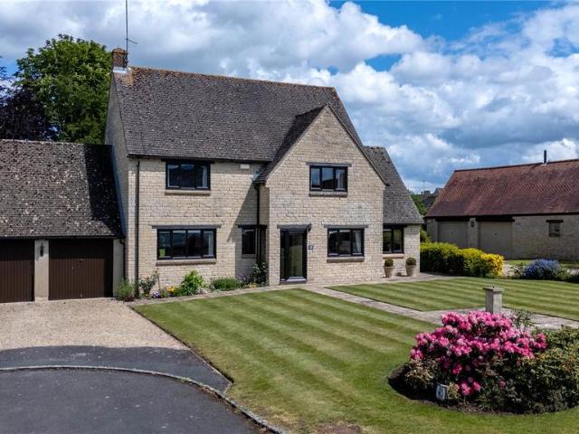 House for sale in Black Bourton, Oxfordshire