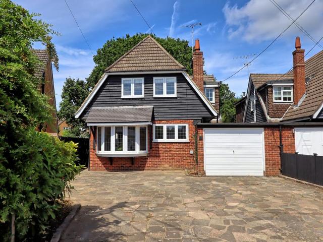 House for sale in Queens Park, Billericay
