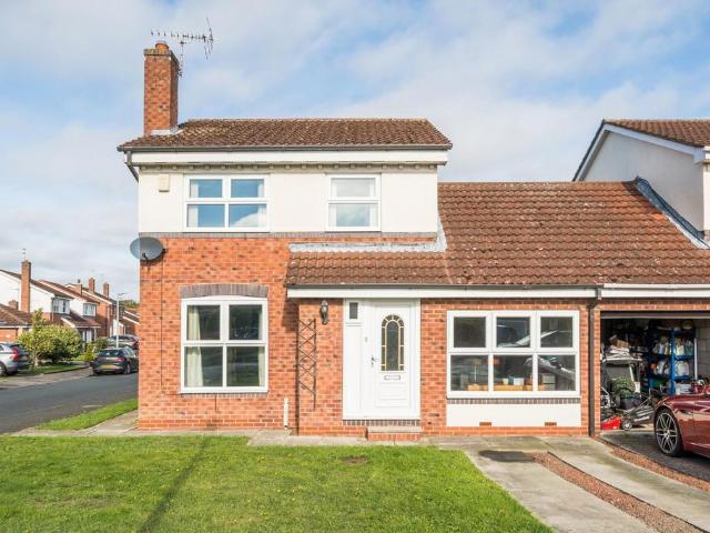 House for sale in Stamford Bridge