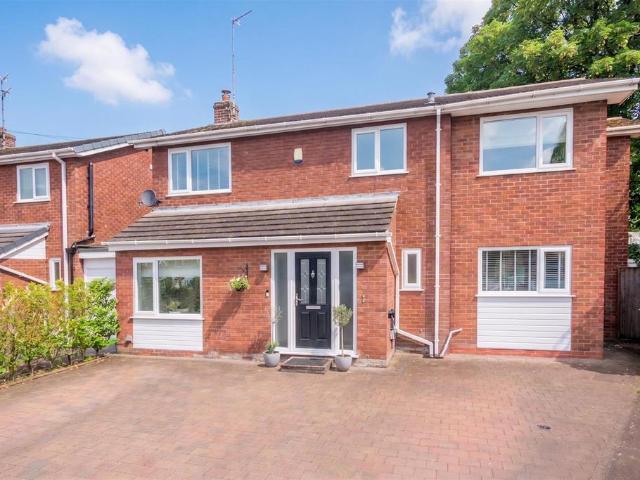 House for sale in Broadheath, Trafford Park