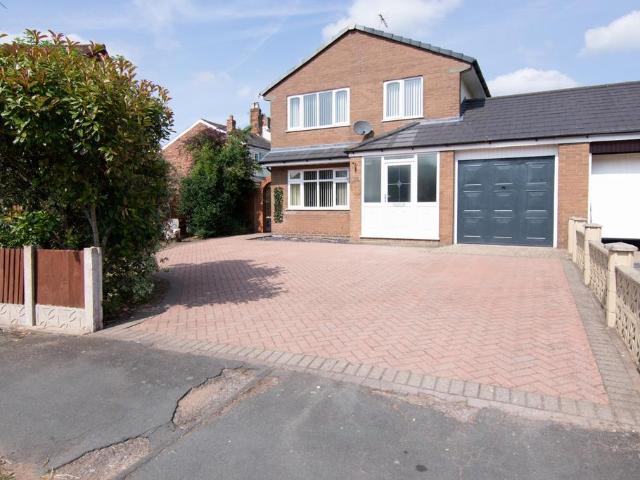 House for sale in Barnton, Cheshire