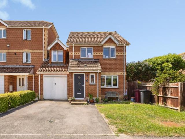 House for sale in Littlecote, West Sussex
