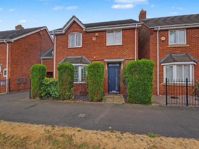 House for sale in Hampton Hargate, Peterborough