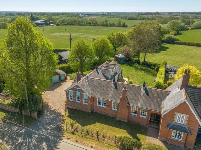 House for sale in Chignall St. James, Chelmsford
