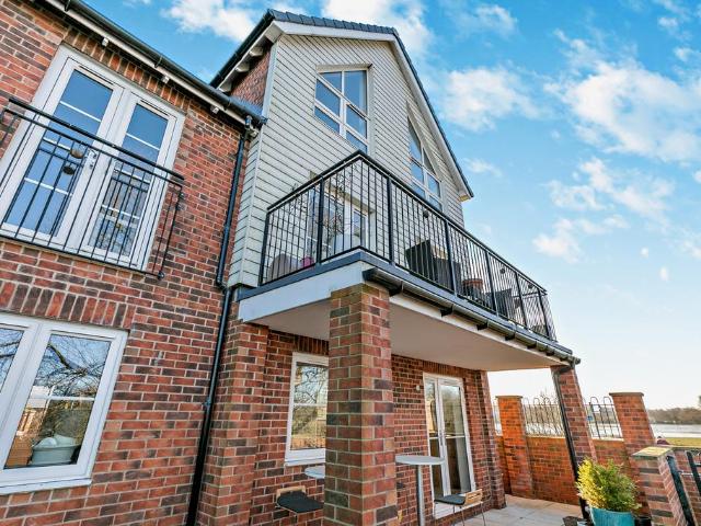 House for sale in Castleford, West Yorkshire