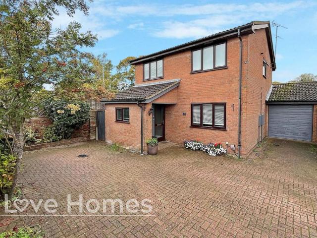 House for sale in Toddington, Bedfordshire