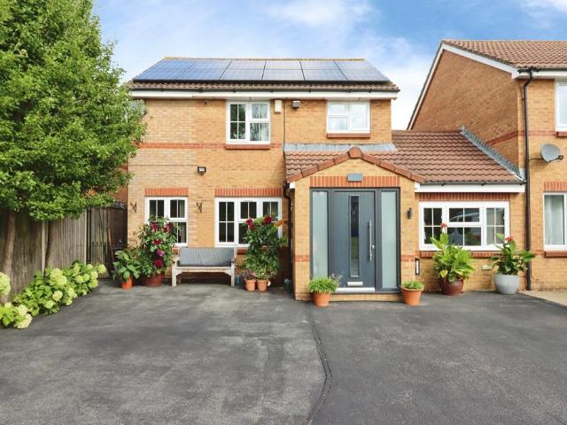 House for sale in Bradley Stoke