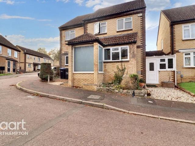 House for sale in Great Billing, Little Billing