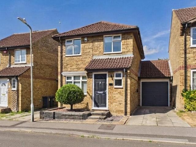 House for sale in Willesborough Lees, Bridgefield