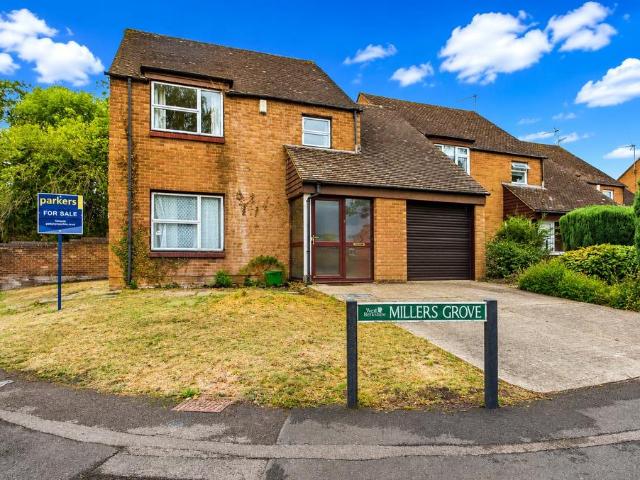 House for sale in Holybrook, West Berkshire