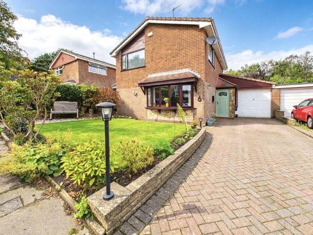 House for sale in Syke, Burnedge
