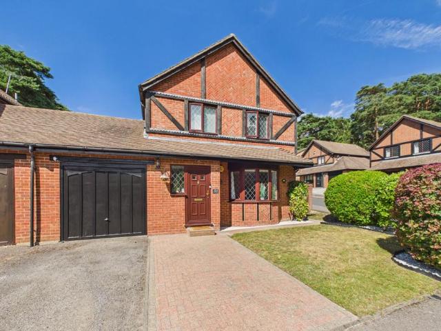 House for sale in Little Sandhurst