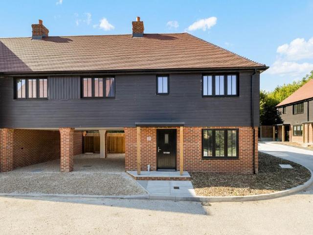 House for sale in Ash, Kent
