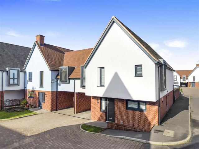 House for sale in Duton Hill, Essex