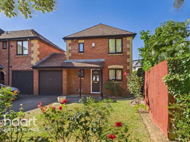 House for sale in Willen, Milton Keynes