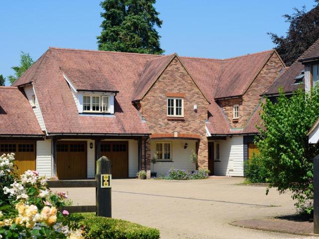House for sale in Folkestone, Kent