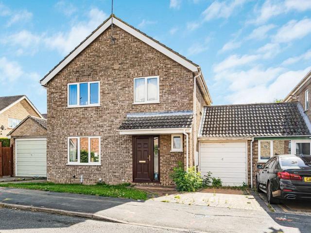 House for sale in Sawtry, Huntingdonshire