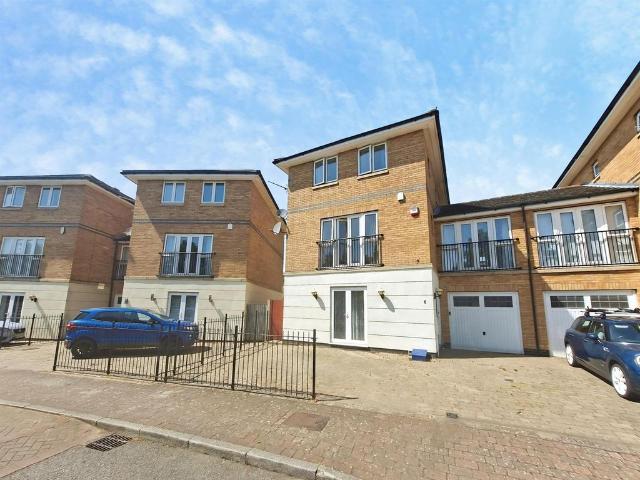 House for sale in Hampton Hargate, Peterborough
