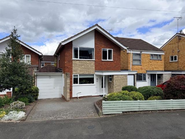 House for sale in Stourbridge, West Midlands