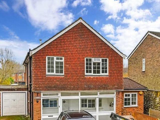 House for sale in Red Hill, Surrey
