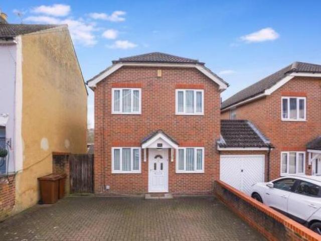 House for sale in Chatham Docks, Chatham
