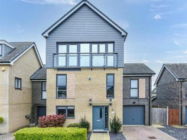 House for sale in Brompton, Chatham