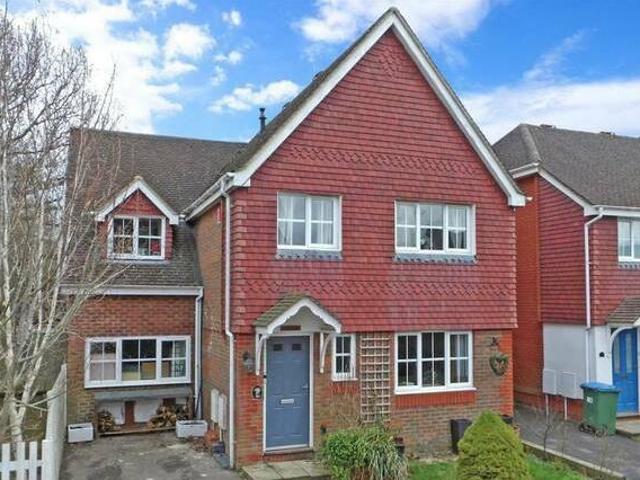 House for rent in West Sussex