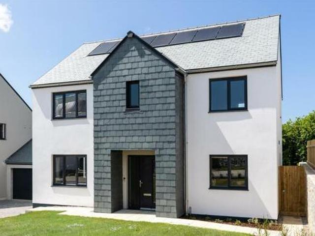 House for sale in Newquay, Cornwall