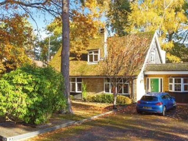 House for sale in Crowthorne