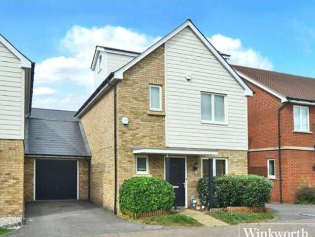 House for sale in West Ewell, Epsom