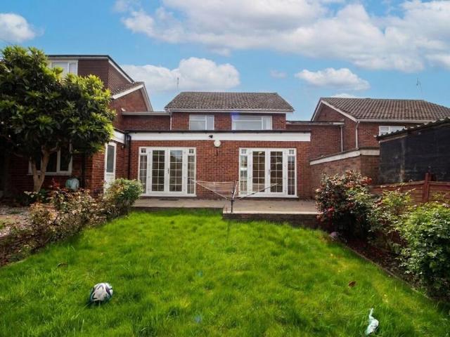 Farm for sale in Watford Rural, Batchworth