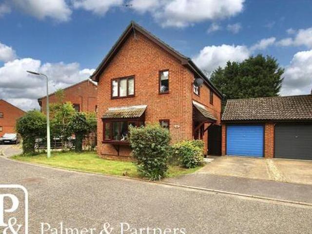 House for sale in Key Street, Suffolk