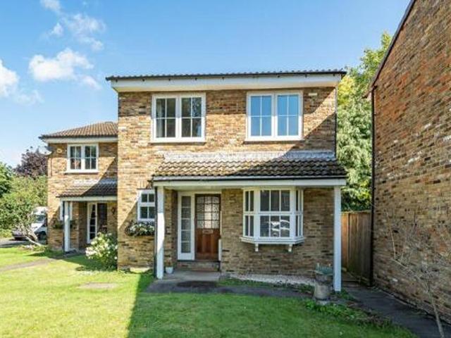 House for sale in Iver