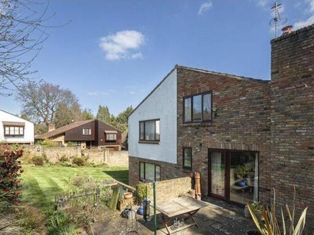 House for sale in Kingston Upon Thames, Greater London