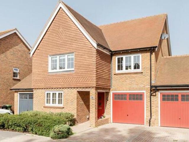 House for sale in Tadworth, Reigate and Banstead