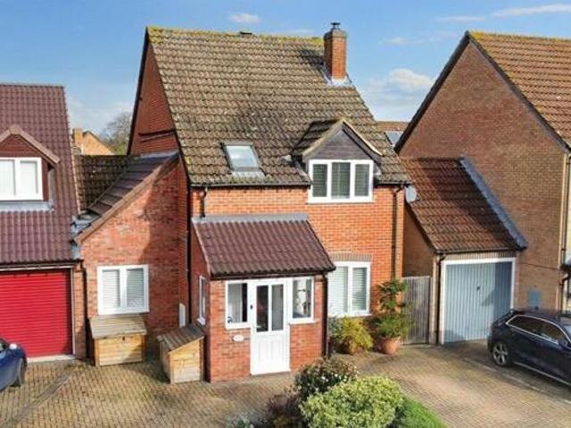 House for sale in Thatcham, West Berkshire